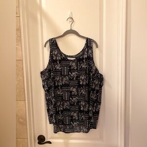 Time and Tru Paisley Navy and White Top XXL